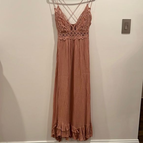Free People Dresses & Skirts - Free People pink dress